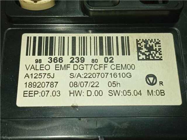 Foto 3ª: Sistema GPS Peugeot 2008 1.2 ALLURE PACK [1.2 LTR. - 96 KW 12V E-THP - PURETECH]