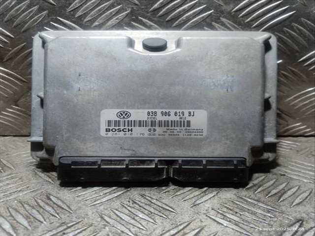 Centralita Motor ECU Volkswagen Passat AJM BERLINA