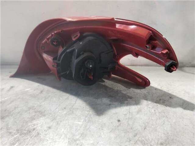 Foto 2ª: Piloto Trasero Izquierdo Peugeot 208 1.6 ALLURE [1.6 LTR. - 84 KW E-HDI FAP] [9H05]