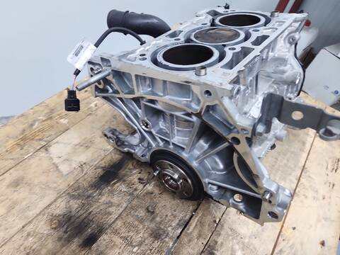 Foto 4ª: Bloque Motor Dacia Sandero STEPWAY EXPRESSION 91CV 67KW [H4DF4] (2025)