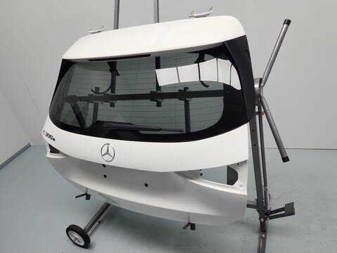 Foto 3ª: Portón Mercedes Clase C 160 C 220 T D 206.204) 220CV 162KW FAMILIAR [254920] (2023)