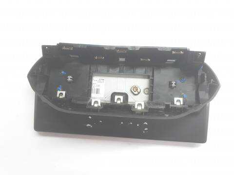 Foto 2ª: Pantalla Multifuncion Peugeot 2008 ALLURE