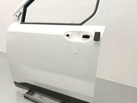 Foto 3ª: Puerta Delantera Izquierda Ford Transit 1.5 ECOBLUE 100CV 74KW FURGONETA [ZTNC] (2024)