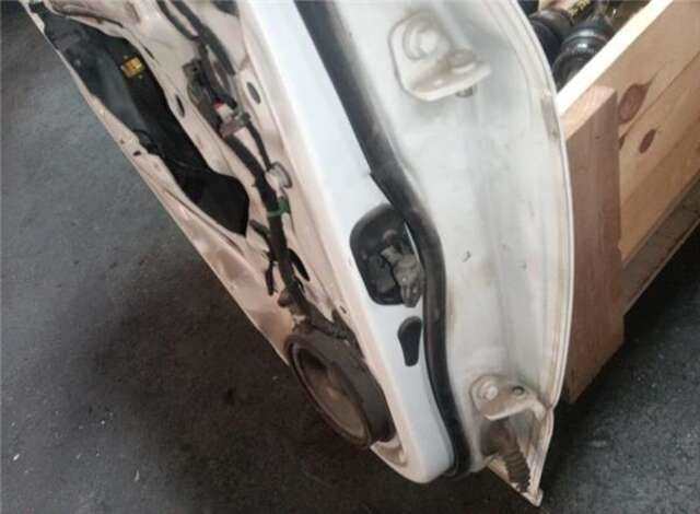 Foto 3ª: Puerta Trasera Izquierda Ford Focus 2.0 SPORT [2.0 LTR. - 120 KW TDCI CAT]