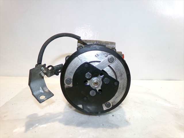 Foto 2ª: Compresor Aire Acondicionado Ford Fiesta 1.6 TDCI 2008-2013 [TZJA] (2011)