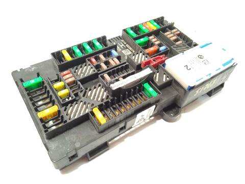 Foto 2ª: Caja Reles Fusibles Bmw X3 3.0 G 360CV 265KW G01) M40I [B58B30A] (2018)