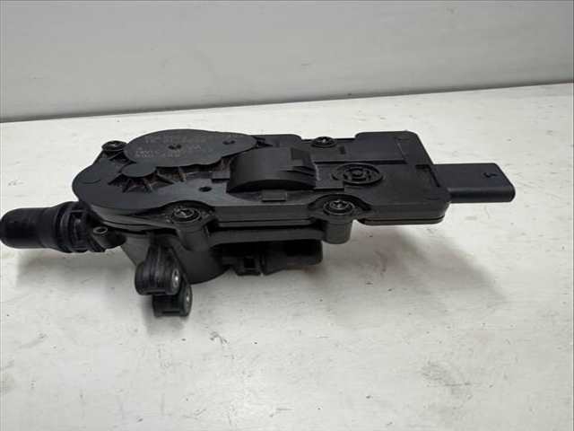 Bomba de Agua Mercedes Clase E 180 BERLINA