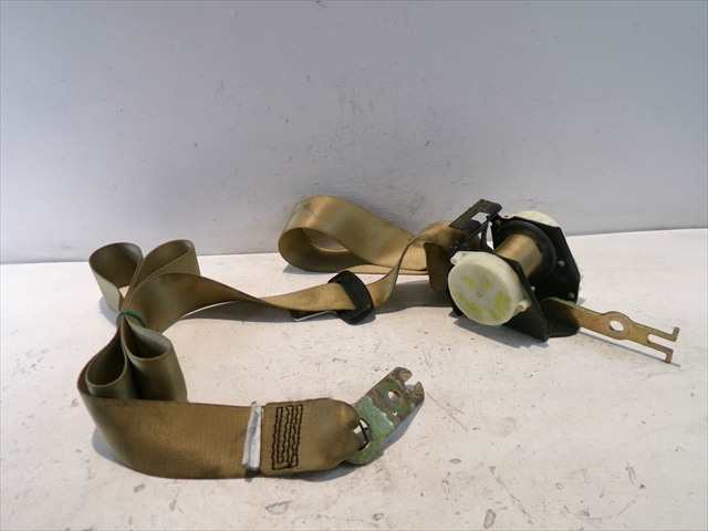 Foto 2ª: Cinturón Trasero Izquierdo Bmw Serie 5 525 2.5 D E60 2004-2010 [256D2] (2005)