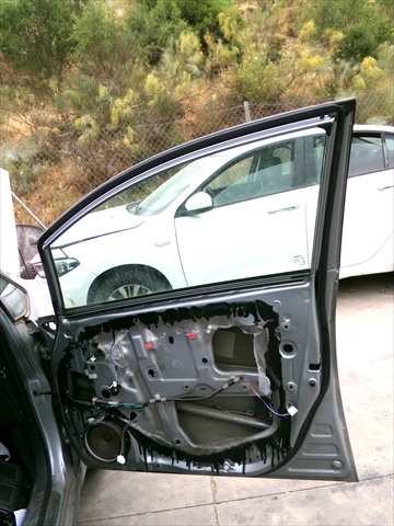 Foto 2ª: Puerta Delantera Derecha Toyota Auris 1.4 D 2007-2010 [1ND] (2009)