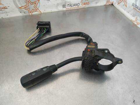 Foto 3ª: Mando Luces Mercedes Clase C 160 220 DIESEL 202.121) BERLINA 95CV 70KW [604910] (1996)