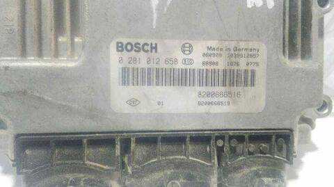 Foto 2ª: Centralita Motor ECU Nissan Primastar AVANTOUR L1H1 2 7 T - 7-SITZER 114CV 84KW (2007)