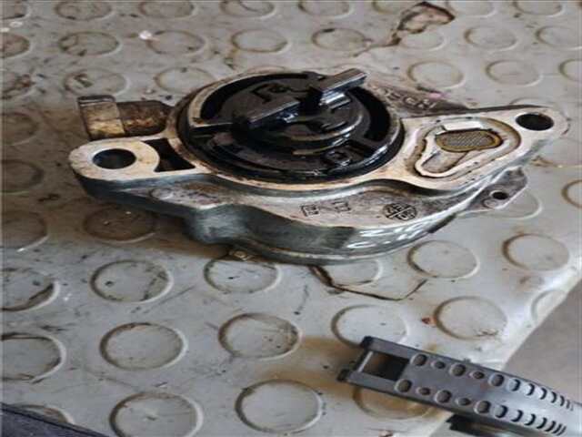 Foto 2ª: Depresor Freno Bomba Vacio Citroen C4 1.6 HDI [9HX (DV6ATED4)]