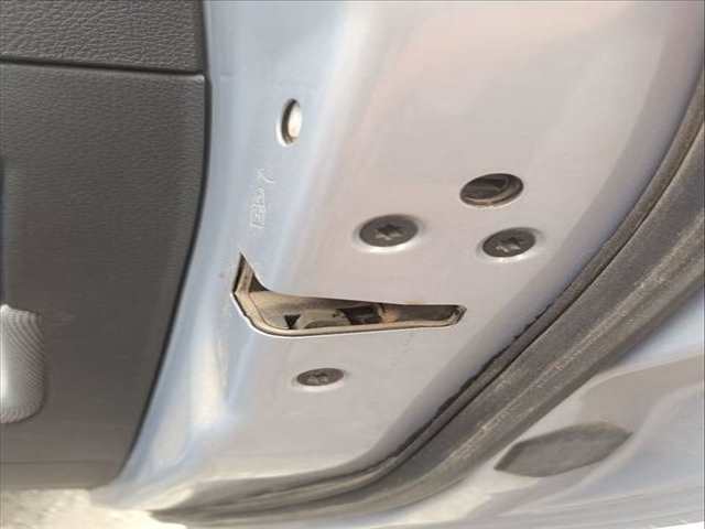 Cerradura Puerta Trasera Derecha Ford Focus PNDA BERLINA AUT.