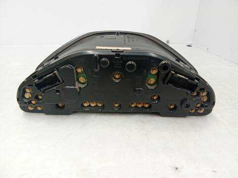 Foto 4ª: Cuadro de Instrumentos Mercedes Clase E 180 E 220 CDI 210.006) 125CV 92KW [OM 611.961] (2002)