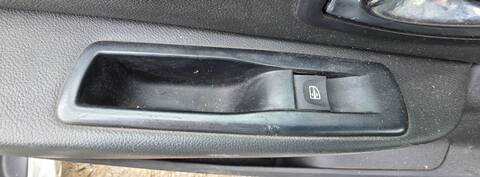 Botonera Elevalunas Renault Scenic PRIVILEGE 131CV 96KW