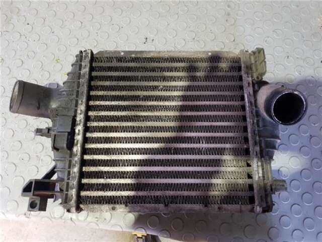 Foto 2ª: Intercooler Mercedes Vito 2.2 110 CDI (638.094) [2.2 LTR. - 75 KW 16V CDI TURBODIESEL CAT] [611980]