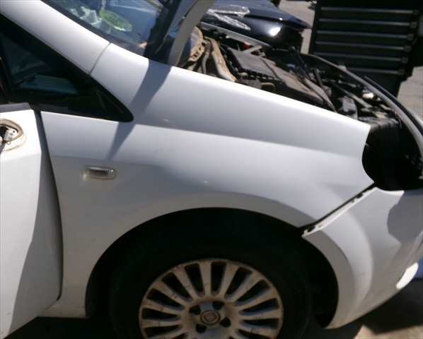 Aleta Delantera Derecha Fiat Punto 1.3 JTD 2006-2012