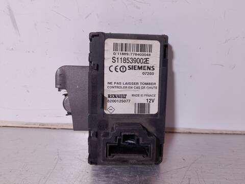 Motor de Arranque Renault Megane AUTHENTIQUE BERLINA 112CV 82KW II BERLINA 5P