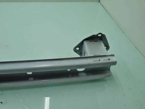 Foto 3ª: Refuerzo Paragolpes Trasero Toyota Yaris MXPH11L-BHXSBW 115CV [M15AFXE] (2021)