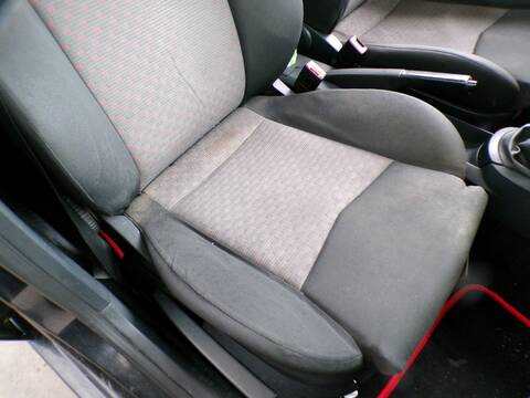 Foto 3ª: Asiento Delantero Derecho Seat Ibiza ATD (2004)
