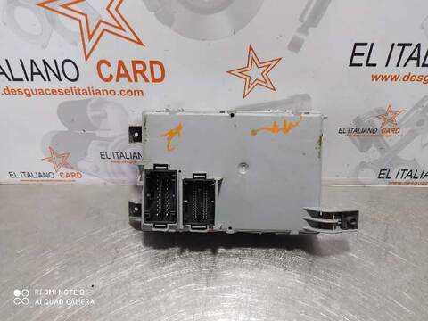 Foto 2ª: Caja Reles Fusibles Fiat Bravo 120CV 88KW