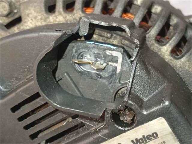 Foto 3ª: Alternador Mercedes Clase G 230 3.0 G 350 D (463.348) [3.0 LTR. - 180 KW CDI CAT]