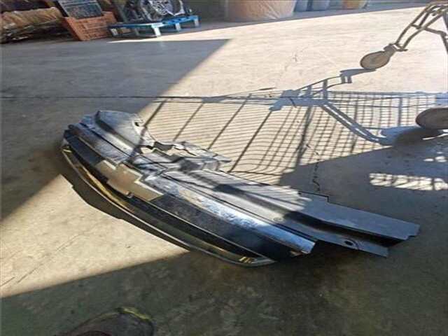 Foto 3ª: Rejilla Delantera Chevrolet Captiva 2.0 VCDI LT [2.0 LTR. - 110 KW DIESEL CAT] [Z20S]