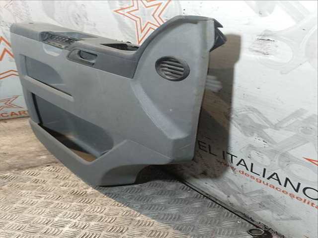 Foto 3ª: Tapizados Cartoneras Volkswagen Transporter D T5 FURGONETA CAJA CERRADA BATALLA LARGA) (2003)