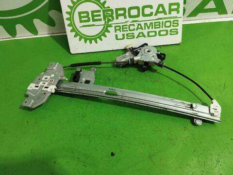 Foto 3ª: Elevalunas Manual Trasero Derecho Kia Carnival 2.9 CRDI CAT 185CV [J3] (2006)