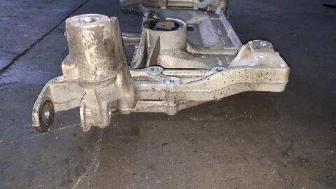 Foto 3ª: Puente Delantero Volkswagen Scirocco 1.4 TSI 118KW) 160CV [CTHD] (2014)