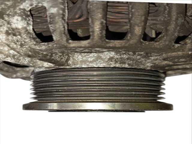 Foto 3ª: Alternador Toyota Yaris 1.4 D-4D NLP90_ NLP90R) (2005)