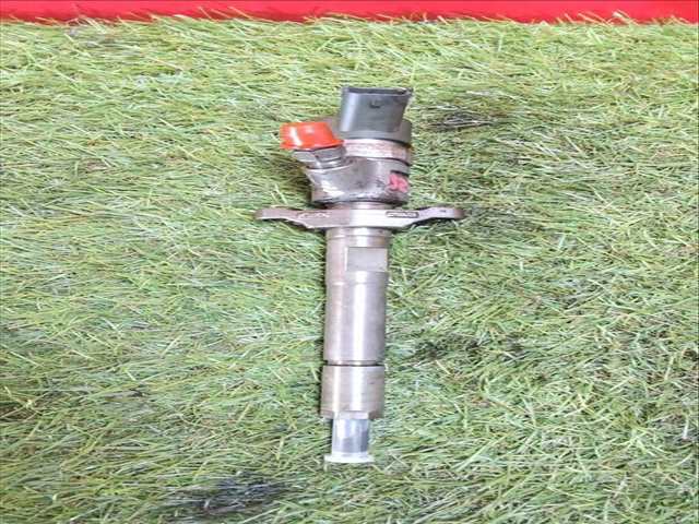 Foto 2ª: Inyectores Citroen Jumpy 1.6 HDI 90 27 L1H1 FURGON [1 6 LTR. - 66 KW 16V HDI] 90CV [9HU] (2008)