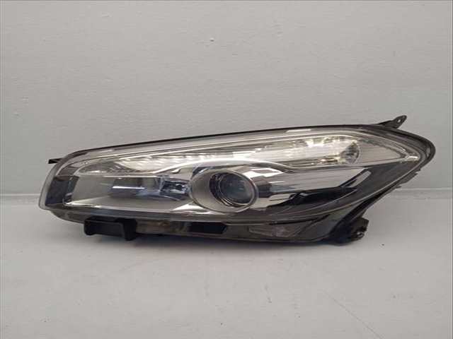 Faro Izquierdo Nissan Qashqai ACENTA 150CV 110KW
