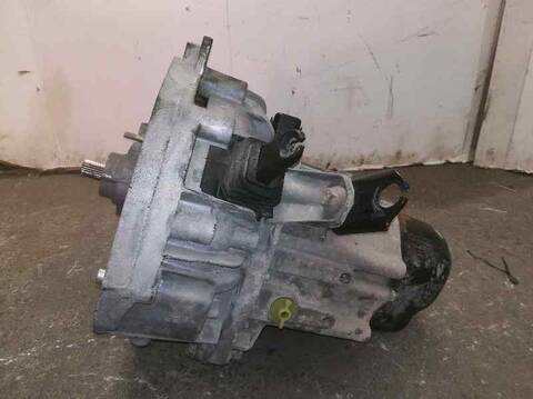 Foto 2ª: Caja Cambios Renault Megane 1.9 D RN HATCHBACK BERLINA 64CV 47KW I BERLINA HATCHBACK BA0) [F8QA624] (1998)