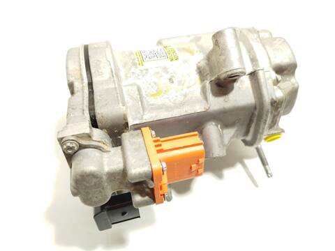 Foto 2ª: Compresor Aire Acondicionado Ford Kuga 2.5 DURATEC PLUG-IN-HYBRID 152CV 112KW [BGDA] (2024)