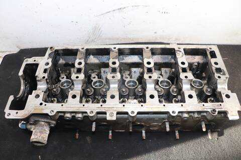 Foto 2ª: Culata Land Rover Discovery TDI ES 5-PTAS.) 113CV 83KW (1994)