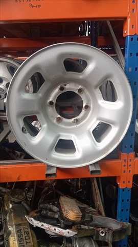 LLanta Chapa Nissan Patrol 3.0 D GR Y61 5P GU4