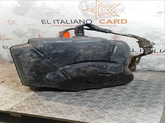 Foto 4ª: Deposito de Combustible Ford Focus TITANIUM 115CV 85KW [T1DA] (2014)