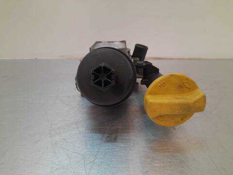 Foto 3ª: Radiador Aceite Opel Combo 1.3 16V CDTI 75CV 55KW [Z13DTJ] (2011)