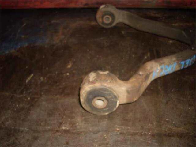 Foto 3ª: Brazo Suspension Delantero Derecho Ssangyong Rexton 2.7 270 XVT LIMITED [2.7 LTR. - 132 KW TURBODIESEL CAT] [D27DT]