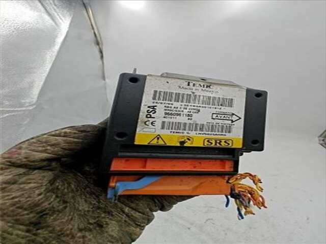 Foto 3ª: Centralita Airbag Citroen C3 1.4 SX PLUS [1.4 LTR. - 54 KW] [KFV / TU3JP-L4]