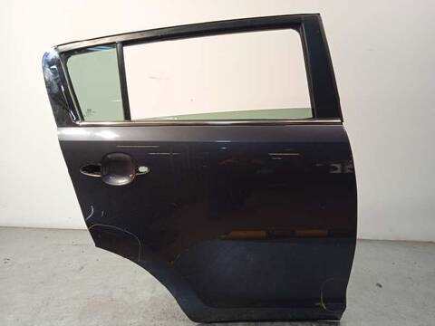 Puerta Trasera Derecha Kia Sportage DRIVE 4X2 135CV 99KW