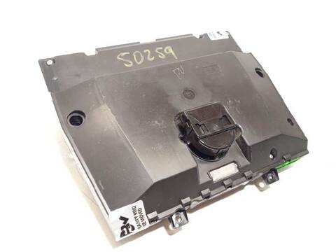 Foto 4ª: Mando Multifuncion Volvo V60 MOMENTUM 190CV 140KW [D4204T14] (2015)