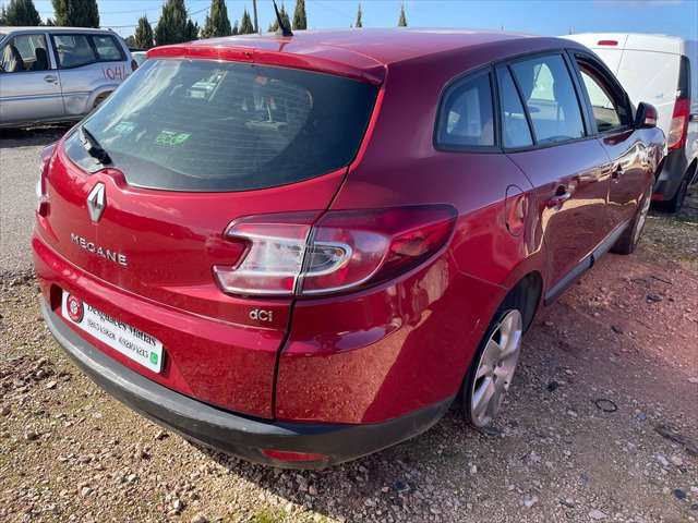 Foto 4ª: Paragolpes Trasero Renault Megane 1.5 DCI 110cv [K9KJ8] (2013)