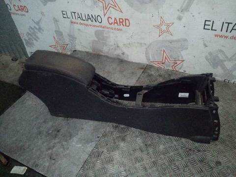 Foto 4ª: Consola Central Renault Megane EXPRESSION BERLINA 110CV 81KW III BERLINA 5 P [K9KA6] (2013)