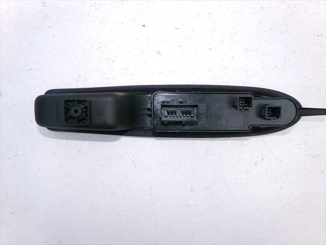 Foto 2ª: Botonera Elevalunas Citroen C4 1.6 HDI 2010-2018 [BH02] (2015)