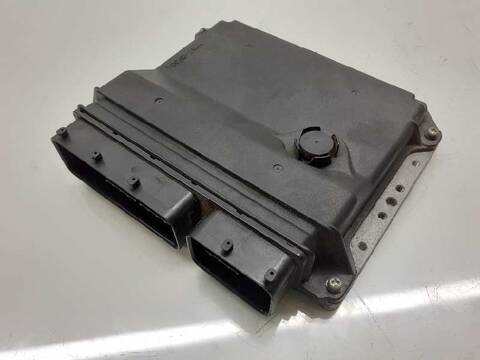 Centralita Motor ECU Toyota Yaris BASICO 87CV 64KW