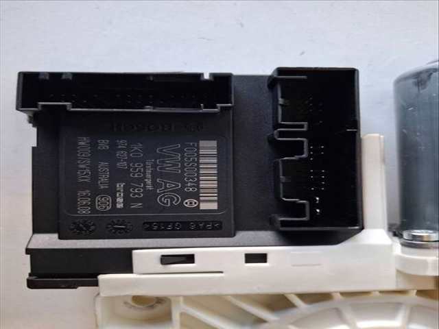 Elevalunas Eléctrico Delantero Izquierdo Volkswagen Passat ADVANCE 2.0 TDI 140CV