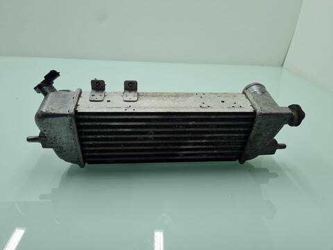 Foto 2ª: Intercooler Hyundai i30 1.6 CRDI CAT 90CV 66KW (2011)
