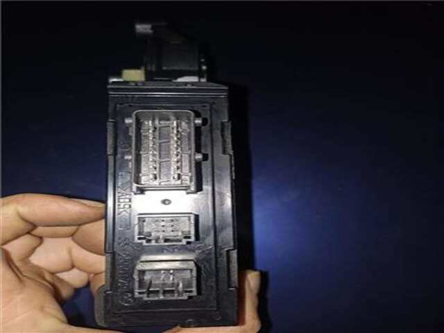 Foto 3ª: Elevalunas Eléctrico Delantero Derecho Peugeot 307 2.0 HDI 110 [RHS (DW10ATED)]